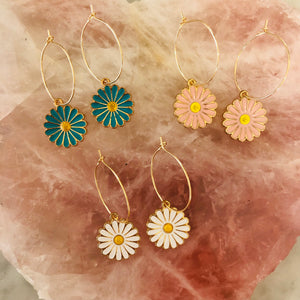Large Daisy Hoops - Pink